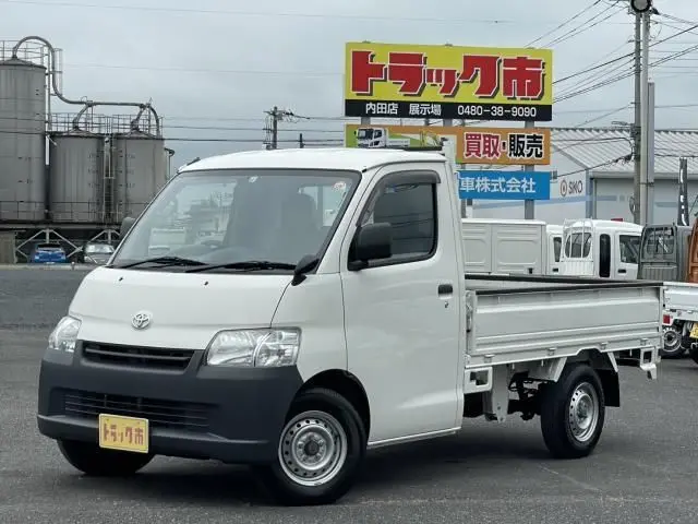 2015 Toyota Liteace Truck DX 4WD 5-speed MT White Truck for sale, Japanese used car export - photo 1 of 9 | GULJI TRADERS