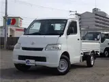 2017 Toyota Liteace Truck DX, flatbed, 0.8t load capacity, manual transmission, gasoline engine. White Truck for sale, Japanese used car export - photo 1 of 47 | GULJI TRADERS