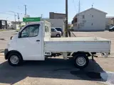 2017 Toyota Liteace Truck 1.5 DX Single Just Low White Truck for sale, Japanese used car export - photo 4 of 9 | GULJI TRADERS