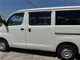 2018 Toyota Liteace Van GL ★ 4WD ★ Backup Camera ★ ETC ★ Front Power Windows ★ Navigation TV ★ White Van for sale, Japanese used car export - photo 5 of 33 | GULJI TRADERS