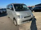 2018 Toyota Liteace Van 1.5 GL 4WD Silver Van for sale, Japanese used car export - photo 3 of 40 | GULJI TRADERS