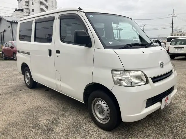 2018 Toyota Liteace Van GL - photo 1 2018 Toyota Liteace Van GL White Van for sale, Japanese used car export - photo 1 of 9 | GULJI TRADERS