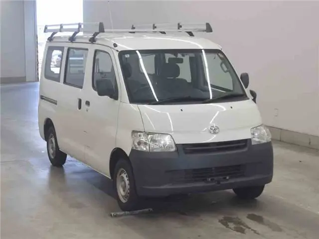 2019 Toyota Liteace Van DX4WD - photo 1 2019 Toyota Liteace Van DX4WD White Van for sale, Japanese used car export - photo 1 of 10 | GULJI TRADERS
