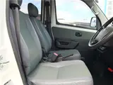 2019 Toyota Liteace Van ■GL 4WD / Genuine SD Navigation TV / ETC / Backup Camera White Van for sale, Japanese used car export - photo 19 of 36 | GULJI TRADERS