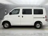 2019 Toyota Liteace Van GL White Van for sale, Japanese used car export - photo 5 of 10 | GULJI TRADERS