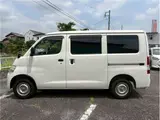 2020 Toyota Liteace Van GL ★ Genuine Navigation System ★ Full-segment TV ★ Backup Camera ★ ETC ★ Keyless Entry White Van for sale, Japanese used car export - photo 8 of 33 | GULJI TRADERS