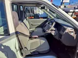 2006 Toyota Liteace Wagon 4WD Wing Holo White Van for sale, Japanese used car export - photo 7 of 8 | GULJI TRADERS