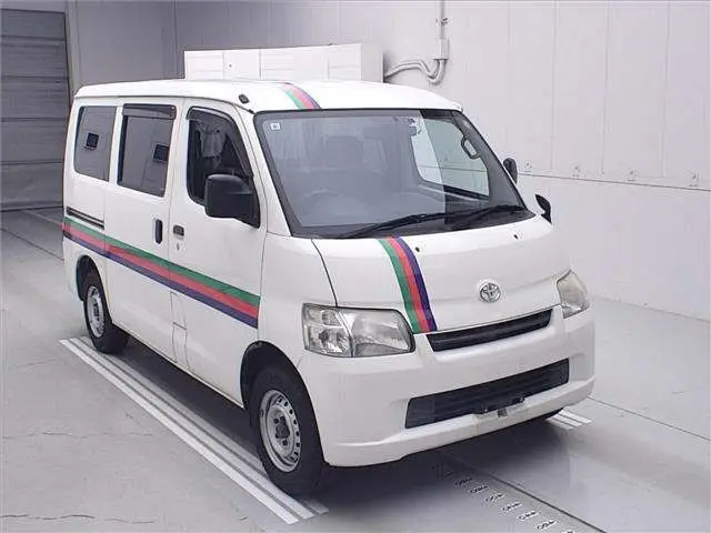 2014 Toyota Liteace Wagon GL White Van for sale, Japanese used car export - photo 1 of 11 | GULJI TRADERS