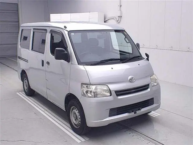 2015 Toyota Liteace Wagon GL Silver Van for sale, Japanese used car export - photo 1 of 11 | GULJI TRADERS