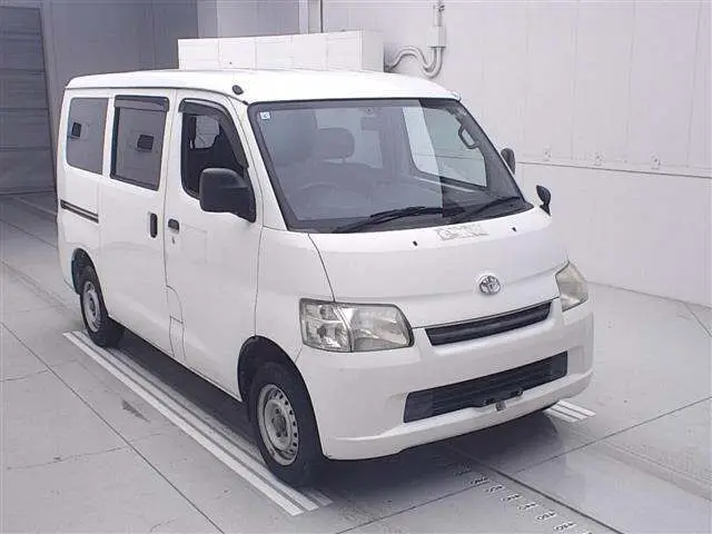 2016 Toyota Liteace Wagon GL White Van for sale, Japanese used car export - photo 1 of 11 | GULJI TRADERS