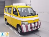 2016 Toyota Liteace Wagon 4WD DX Yellow Color changed Van for sale, Japanese used car export - photo 1 of 11 | GULJI TRADERS