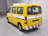 2016 Toyota Liteace Wagon 4WD DX Yellow Color changed Van for sale, Japanese used car export - photo 2 of 11 | GULJI TRADERS
