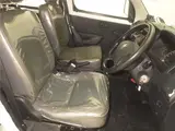 2016 Toyota Liteace Wagon 4WD DX Yellow Color changed Van for sale, Japanese used car export - photo 5 of 11 | GULJI TRADERS