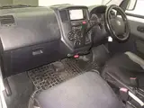 2018 Toyota Liteace Wagon 4WD GL Silver Van for sale, Japanese used car export - photo 4 of 8 | GULJI TRADERS