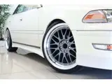 1999 Toyota Mark II Grande late model adjustable suspension 1 White Sedan for sale, Japanese used car export - photo 20 of 47 | GULJI TRADERS
