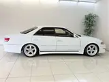 1999 Toyota Mark II Grande full aero kit, adjustable suspension White Sedan for sale, Japanese used car export - photo 17 of 47 | GULJI TRADERS