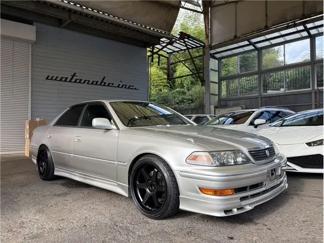 2000 Toyota Mark II Tourer Silver Sedan for sale, Japanese used car export | GULJI TRADERS
