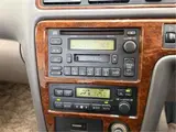 2000 Toyota Mark II Grande Regalia (late model) White Sedan for sale, Japanese used car export - photo 9 of 49 | GULJI TRADERS