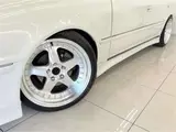 2000 Toyota Mark II Grande G with adjustable suspension and full aero kit. White Sedan for sale, Japanese used car export - photo 5 of 46 | GULJI TRADERS