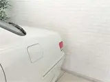 2000 Toyota Mark II Grande G with adjustable suspension and full aero kit. White Sedan for sale, Japanese used car export - photo 30 of 46 | GULJI TRADERS