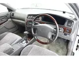 2000 Toyota Mark II Grande Regalia G Edition Pearl Sedan for sale, Japanese used car export - photo 3 of 9 | GULJI TRADERS
