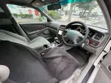 2000 Toyota Mark II Grande White Sedan for sale, Japanese used car export - photo 5 of 9 | GULJI TRADERS