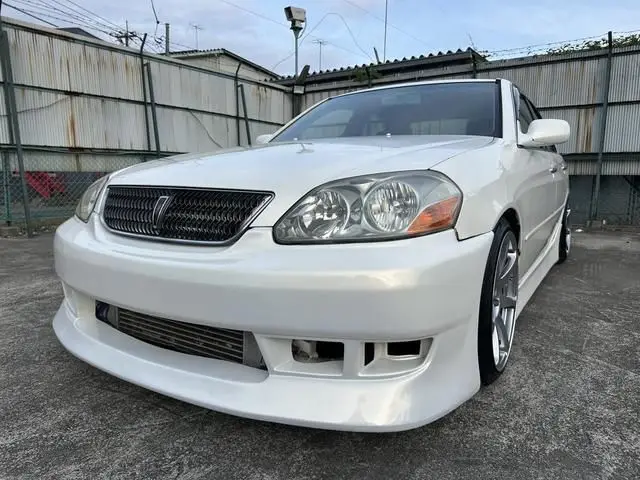 2002 Toyota Mark II Grande iR-V White Sedan for sale, Japanese used car export - photo 1 of 9 | GULJI TRADERS