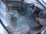 2003 Toyota Mark II 2.0 Grande Four 35th Anniversary Nahi Pack Pearl Sedan for sale, Japanese used car export - photo 4 of 8 | GULJI TRADERS