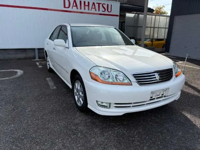 2004 Toyota Mark II Grande White Sedan for sale, Japanese used car export | GULJI TRADERS