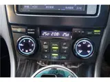 2011 Toyota Mark X Zio Aerial 7-seater with navigation, TV, and backup camera Pearl Sedan for sale, Japanese used car export - photo 20 of 44 | GULJI TRADERS
