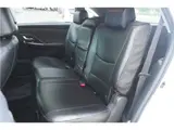 2011 Toyota Mark X Zio Aerial (Exhibited from Okinawa Prefecture) Pearl Sedan for sale, Japanese used car export - photo 24 of 28 | GULJI TRADERS