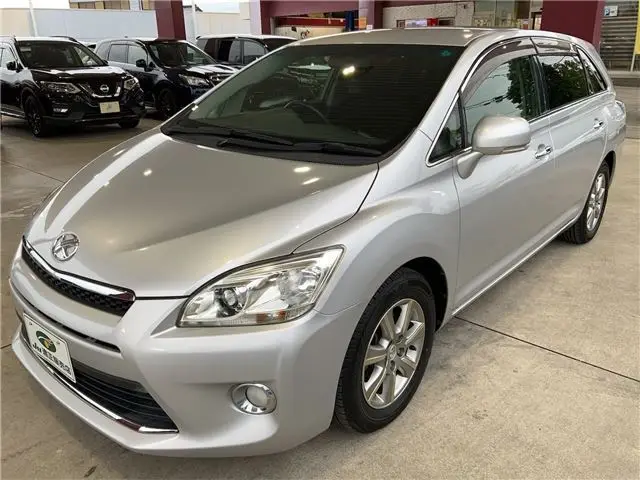 2012 Toyota Mark X Zio 2.4 240G Silver Sedan for sale, Japanese used car export - photo 1 of 60 | GULJI TRADERS