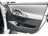 2014 Toyota Mark X Zio 2.4 Aerial Pearl Sedan for sale, Japanese used car export - photo 37 of 69 | GULJI TRADERS