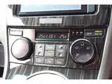 2014 Toyota Mark X Zio 2.4 Aerial Pearl Sedan for sale, Japanese used car export - photo 46 of 69 | GULJI TRADERS