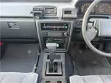 1985 Toyota Markii Wagon LG★Air conditioning★Power steering★Genuine floor mats★ White Van for sale, Japanese used car export - photo 40 of 78 | GULJI TRADERS