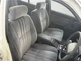 1985 Toyota Markii Wagon LG★Air conditioning★Power steering★Genuine floor mats★ White Van for sale, Japanese used car export - photo 44 of 78 | GULJI TRADERS