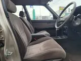 1992 Toyota Markii Wagon 2.0 LG Brown Van for sale, Japanese used car export - photo 16 of 20 | GULJI TRADERS