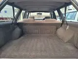 1992 Toyota Markii Wagon 2.0 LG Brown Van for sale, Japanese used car export - photo 19 of 20 | GULJI TRADERS
