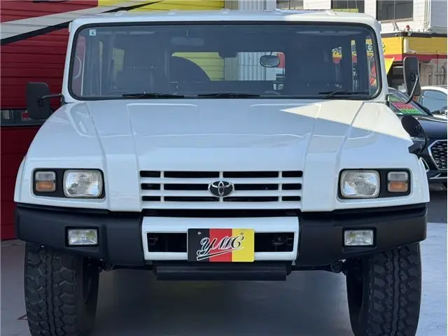 1999 Toyota Mega Cruiser Base grade - photo 1 1999 Toyota Mega Cruiser Base grade White Jeep for sale, Japanese used car export - photo 1 of 43 | GULJI TRADERS