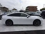 2021 Toyota Mirai Z Executive Package White Sedan for sale, Japanese used car export - photo 13 of 49 | GULJI TRADERS