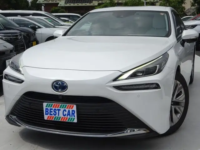 2021 Toyota Mirai Z Executive Package - photo 1 2021 Toyota Mirai Z Executive Package White Sedan for sale, Japanese used car export - photo 1 of 49 | GULJI TRADERS