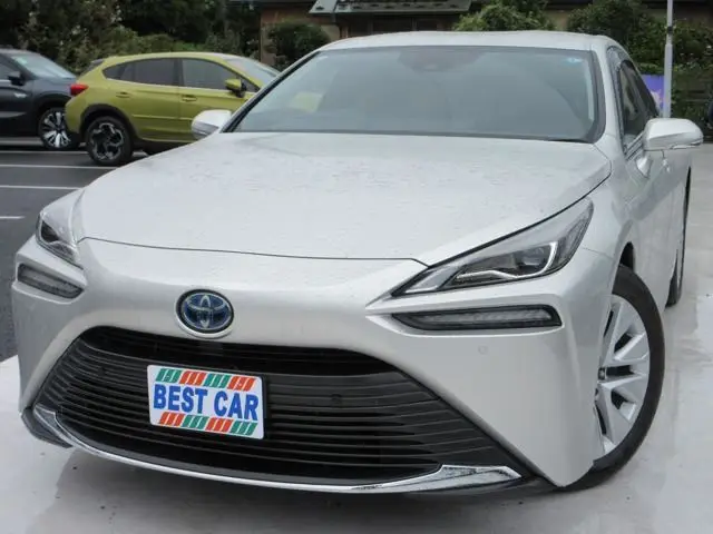 2022 Toyota Mirai G Silver Sedan for sale, Japanese used car export | GULJI TRADERS