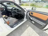 2005 Toyota MR-S V Edition White Coupe for sale, Japanese used car export - photo 18 of 47 | GULJI TRADERS