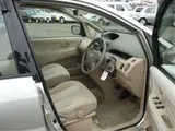 2001 Toyota Nadia 2.0 X Silver Van for sale, Japanese used car export - photo 3 of 7 | GULJI TRADERS
