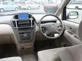 2001 Toyota Nadia 2.0 X Silver Van for sale, Japanese used car export - photo 6 of 7 | GULJI TRADERS