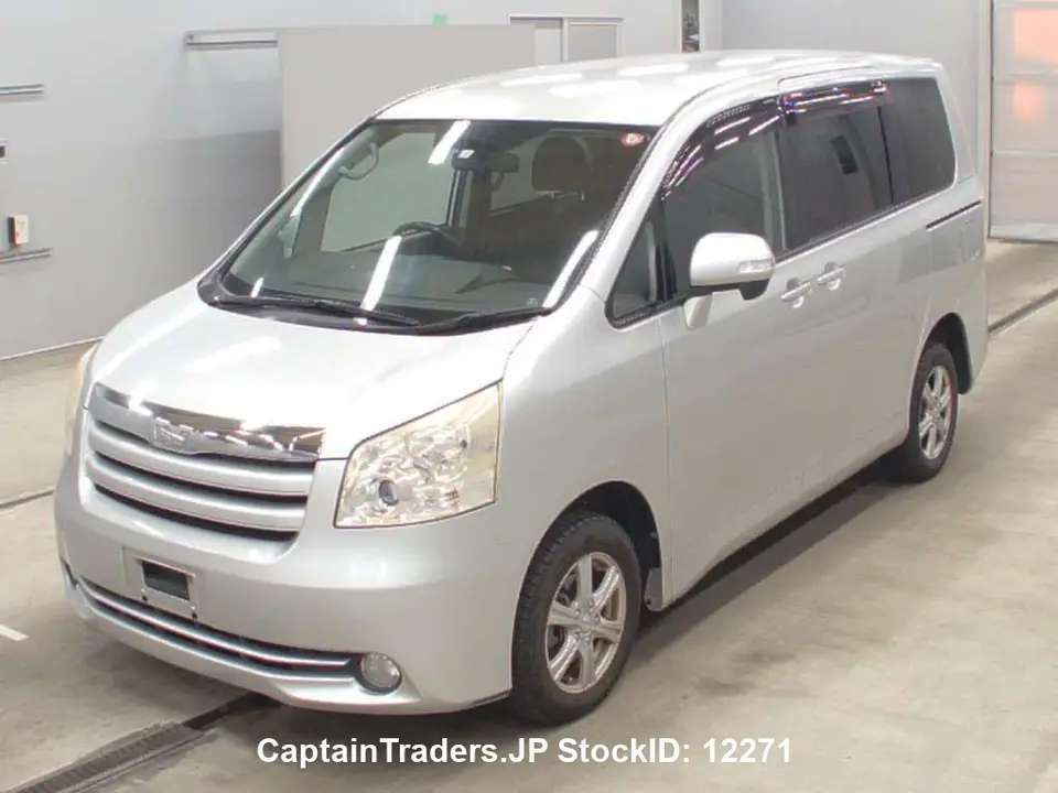 2009 Toyota Noah - photo 1 2009 Toyota Noah Silver Van for sale, Japanese used car export - photo 1 of 14 | GULJI TRADERS