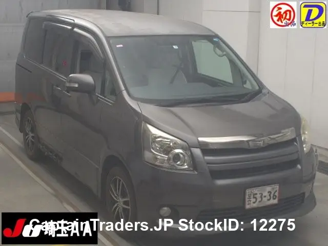 2009 Toyota Noah - photo 1 2009 Toyota Noah GRAY Van for sale, Japanese used car export | GULJI TRADERS