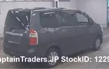 2009 Toyota Noah GRAY Van for sale, Japanese used car export - photo 5 of 7 | GULJI TRADERS
