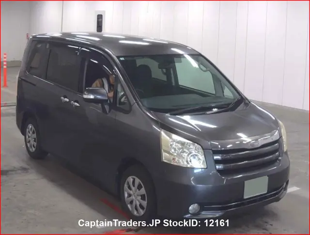 2010 Toyota Noah - photo 1 2010 Toyota Noah GRAY Van for sale, Japanese used car export | GULJI TRADERS