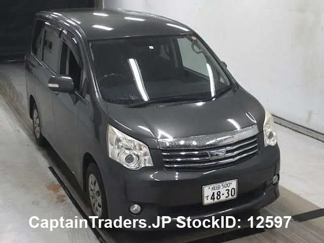 2010 Toyota Noah GRAY Van for sale, Japanese used car export | GULJI TRADERS
